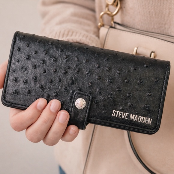 Steve Madden Handbags - Steve Madden Black Ostrich Embossed Wallet Snap Closure Long Wallet